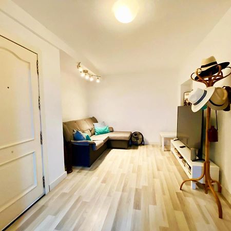 Valencia Guest Rooms Near The Beach In Shared Apartment Exterior foto